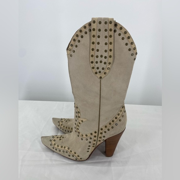 Nike Air studded heeled women’s‎ cowboy boots, size 7.5 B - Picture 1 of 15